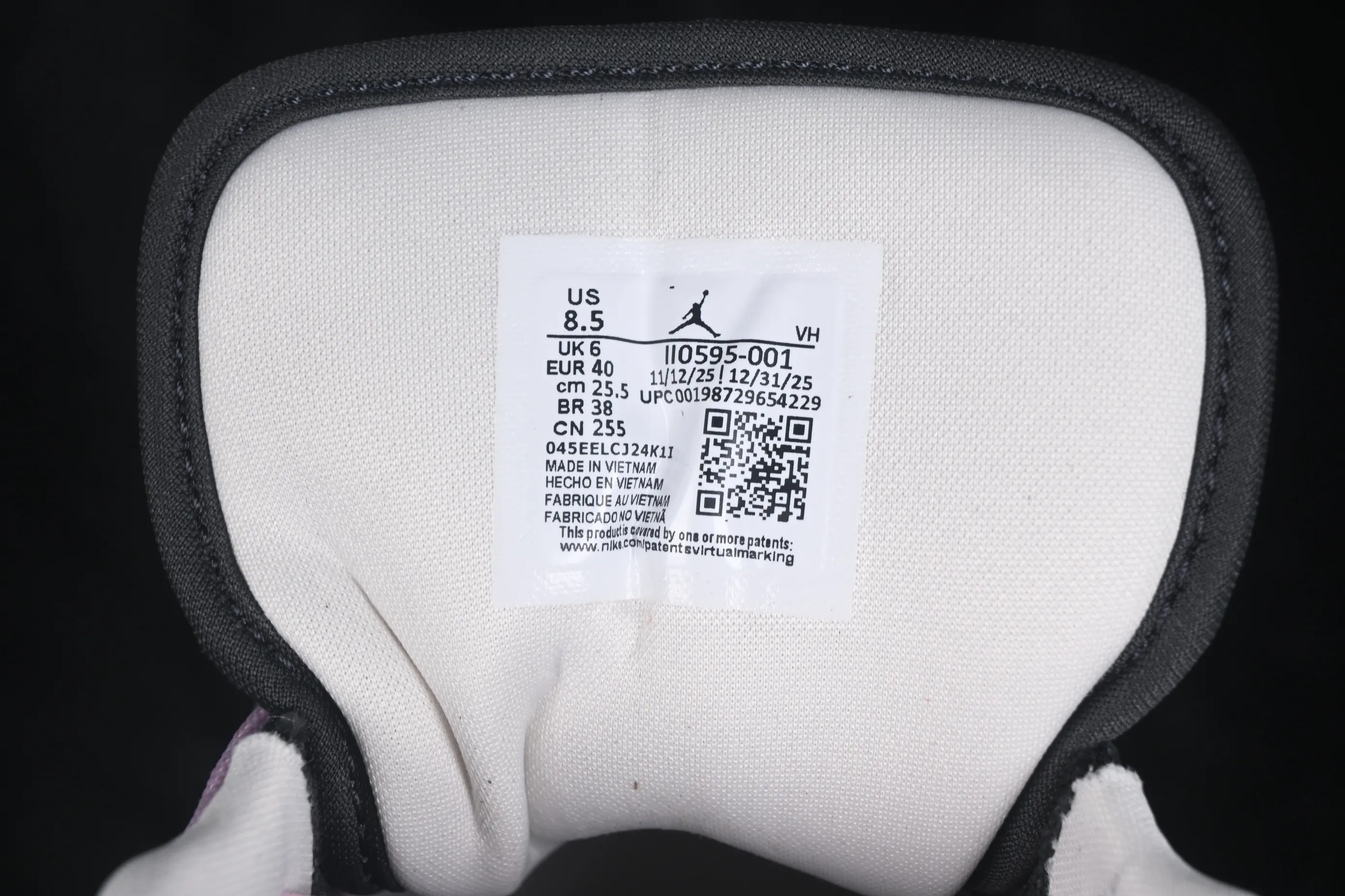 All categories Air Jordan Jordan series basketball shoes Air Jordan 1 Low G version pure original Air Jordan 1 Low AJ1 Joe 1 burst pattern black and white low-top retro culture basketball shoes II0595-001